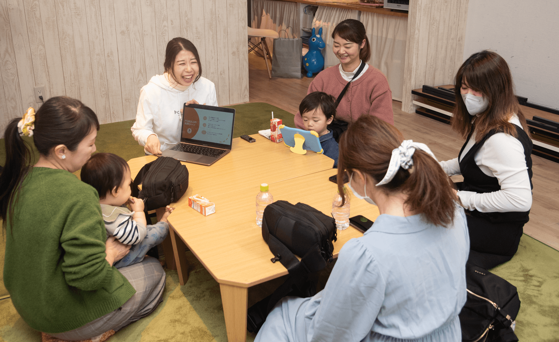 【座談会レポ】POMULUって実際どう?ユーザーママが魅力を語ってくれました! - POMULU公式ストア